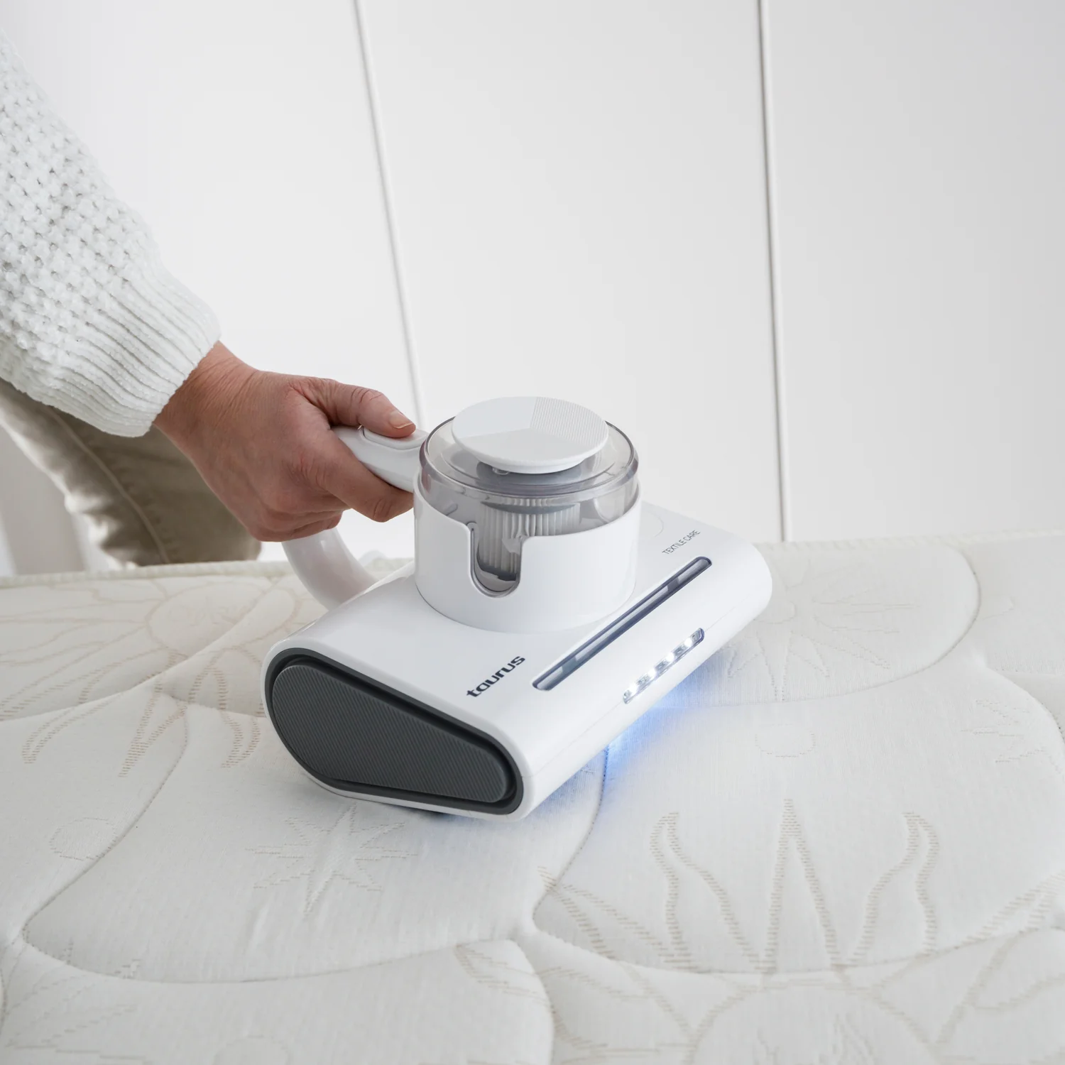 TEXTILE CARE - Image 9